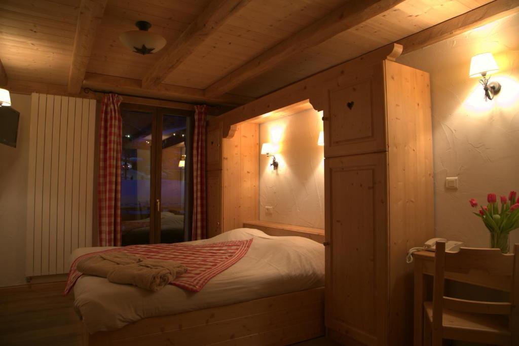 Fleur Des Neiges Hotel Morzine Room photo